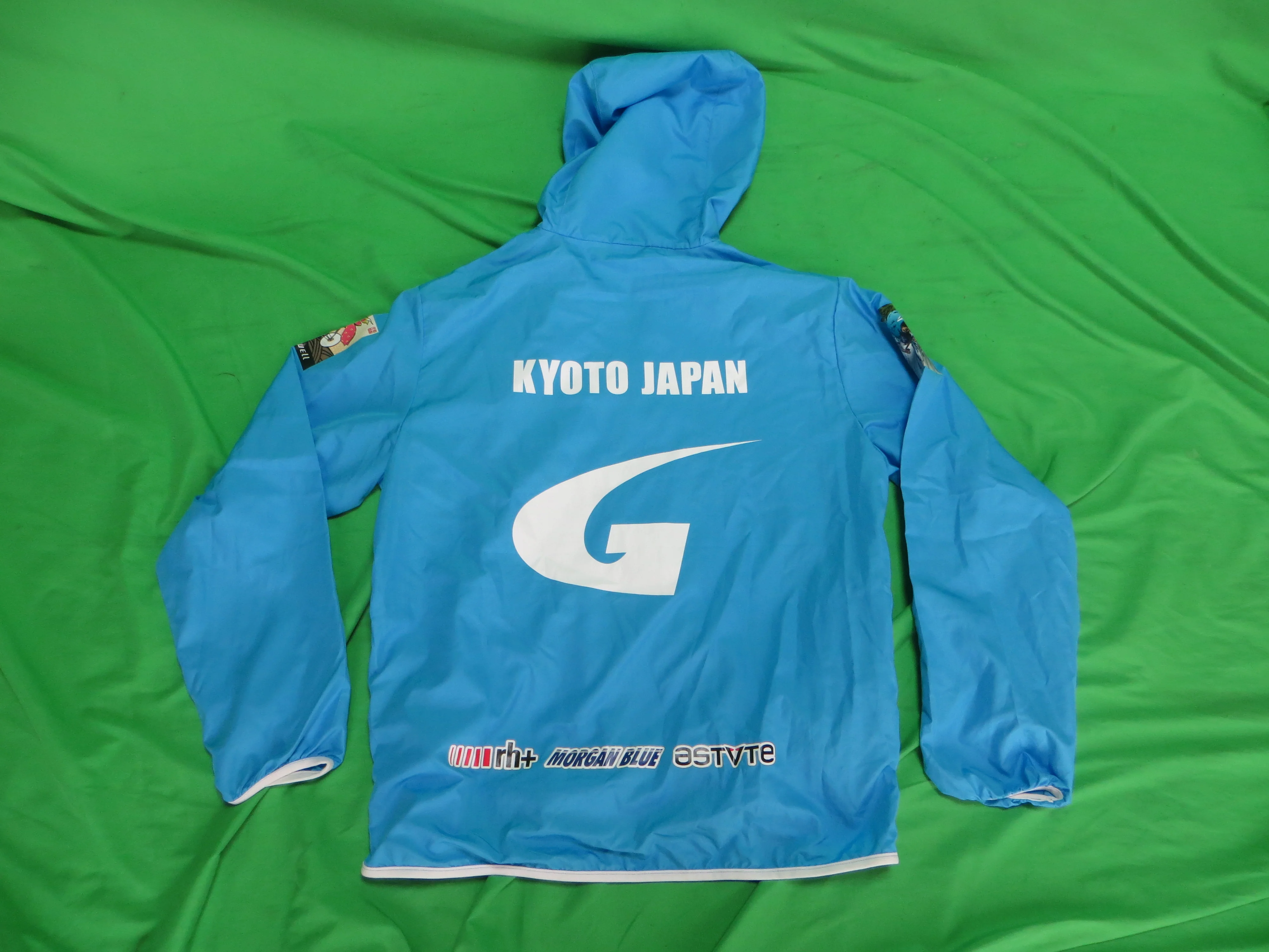Thumbnail 4